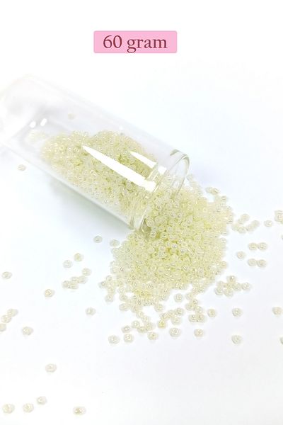 STUMBANNG Bulk glass sand beads (11/0) 2 mm - 60 grams - cream - bnc047