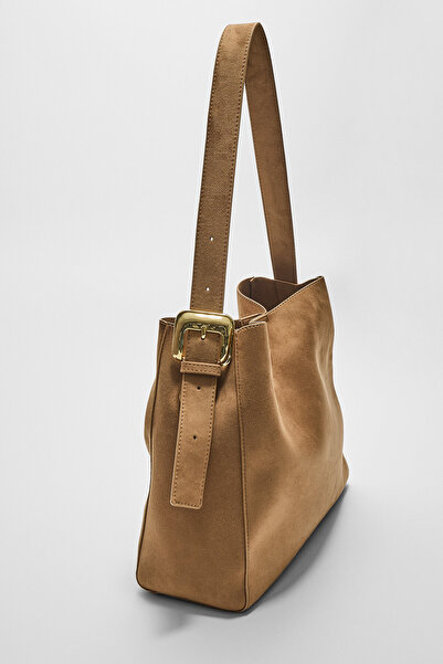 Stradivarius Tokalı çapraz kol çantası