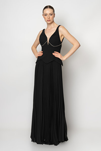 RENGIN Yakası ve göğüs altı taş şeritli şifon pilisoley etekli abiye elbise