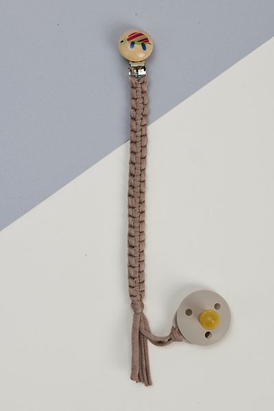 e&f Store Hand Knitted Natural Wooden Pacifier Holder - Turtle - Brown