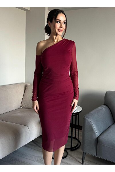 AB LOOKS Kadın Bordo Tek Omuz Asimetrik Kol Drapeli Esnek Uzun Kollu Tül Elbise Astarlı Maxi Tül Elbise