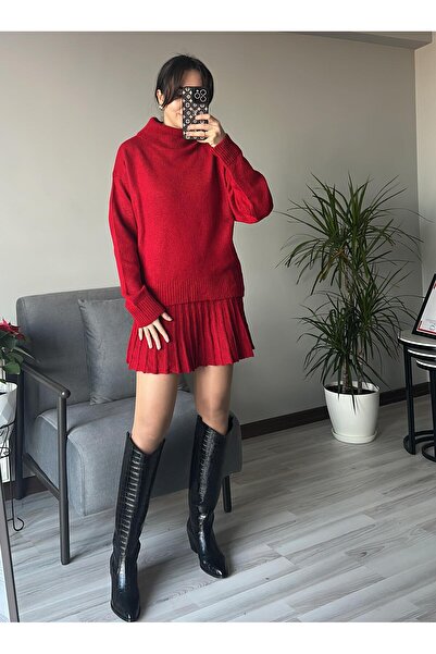 AB LOOKS Kadın Kırmızı Kalın Kışlık Kazak Ve Pileli Mini Etek Ikili Takım Pamuk Kışlık Boğazlı Alt Üst Triko