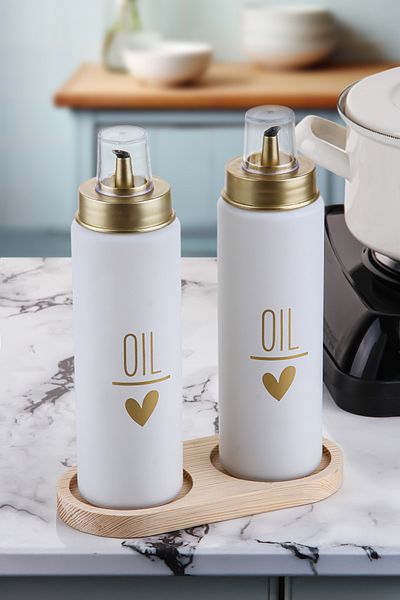 Sezka Life Set of 2 Sippy-Free Oil Pots - Glass Oil Pot Vinegar and Wooden Base 500ml White