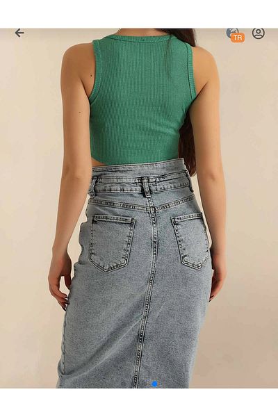 Rabi Shine Rabi Shine Crop Athlete