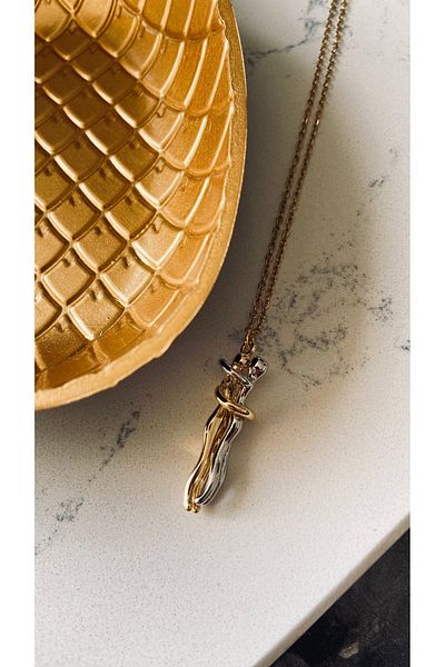 HAZEL BİJOUX Hugging Couple Necklace