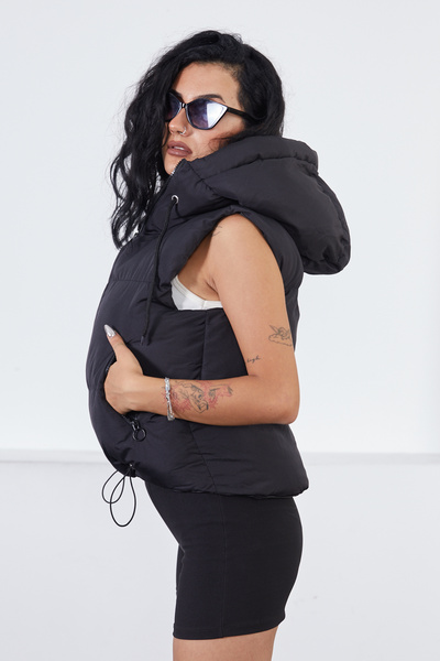 moda armanc Короткий спортивний надувний жилет з капюшоном