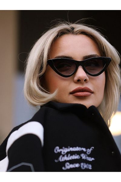 TomyHelf Cat Eyes Design Black Women's Sunglasses - Frame and Glass Detail