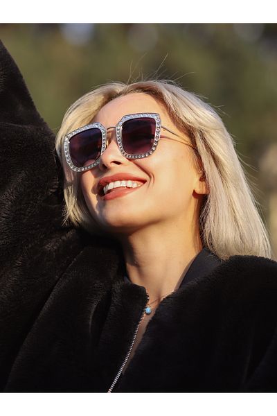 TomyHelf Geometric Design Women's Sunglasses - Gold Frame with Pearl Detail, Black Glass