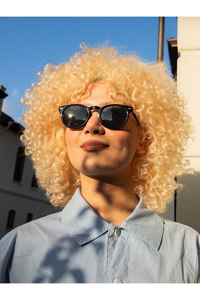 TomyHelf Black Framed Dark Lens Simple and Stylish Metal Detailed Decorative Sunglasses