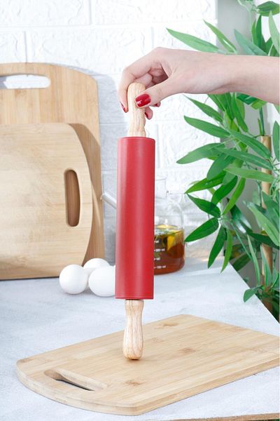 HOMENIVA 1 Roller with Wooden Handle and Red Silicone Body