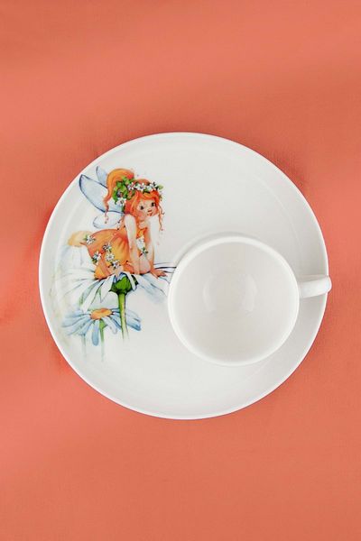 Bursa Porselen Dekor Coffee Cup Set with Orange Fairy Presentation