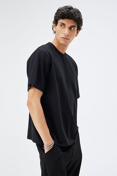 IAMNOTBASIC Black Jeff T-Shirt