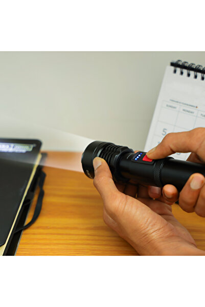 Olsenmark Rechargeable LED Flashlight 5 W OMFL2810 2000mAh Li-Ion Battery, Up To 5 Hrs Working