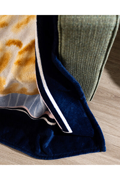 Madame Coco Foleux Welfsoft Fleece Printed Tv Blanket - Blue