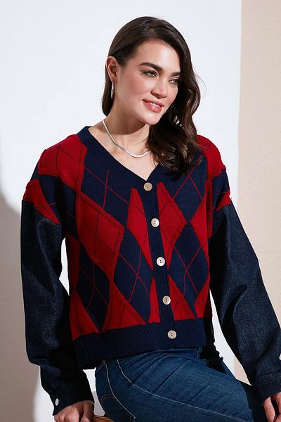 Lela Patterned Regular Fit Buttoned V-Neck Crop Cardigan Cardigan 4615553