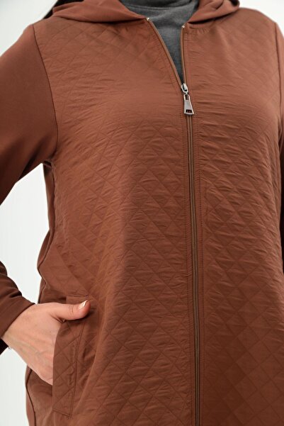 Metpoint Large Size Diamond Pattern Zippered Brown Cap