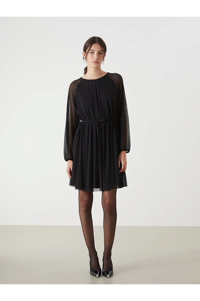 LC Waikiki Siyah Bisiklet Yaka Kadın Elbise