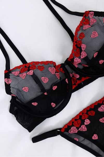 MODA Εσώρουχα G&H - Σετ σουτιέν με λεπτομέρεια μαύρης καρδιάς 2 τεμαχίων