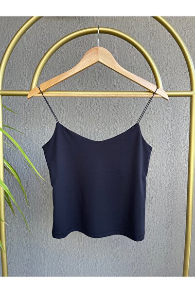 Butik جسم قصير بدون ظهر مع أشرطة رفيعة