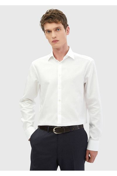 Ramsey Einfarbiges, klassisch gewebtes Hemd aus 100 % Baumwolle im Regular Fit