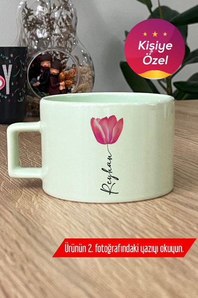 Hedizu Kişiye Özel Lale ve İsim Yazılı Pastel Fincan Yeşil Çiçek Desenli M8İ G4M