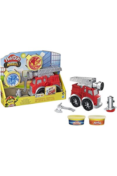 Hasbro Play-Doh Wheels Fire Engine Playset with 2 Non-Toxic Modeling Compounds, Firetruck Toy for Ages 3+