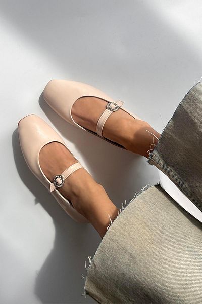 STRASWANS Γυναικείες δερμάτινες μπαλαρίνες Beige Berny - Λεπτομέρεια ζώνης