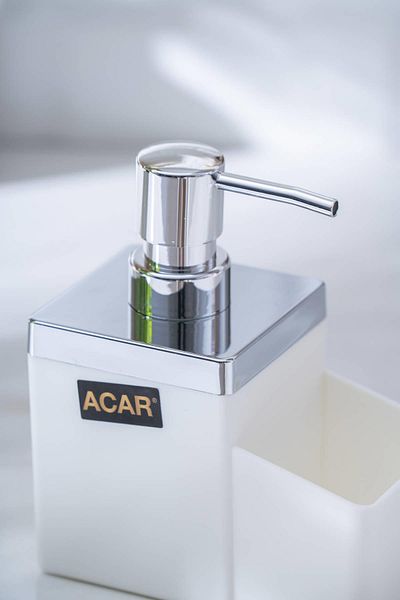 ACAR Astoria Acrylic Liquid Soap Dispenser with Sponge Tank - White/Silver