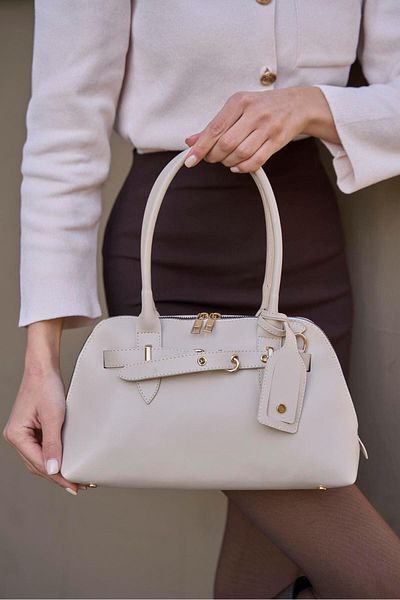 Madamra Beigefarbene Retro-Hand- und Umhängetasche für Damen mit goldenen Accessoires
