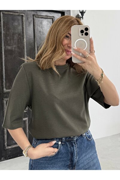 KÜBRA SÖYLEMEZ BOUTİQUE Khaki Padded Massimo Brand Model T-Shirt