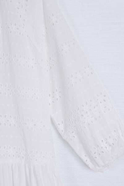 By Mare Style Deep V-Neck Pure Cotton White Blouse