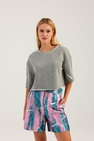 Naar Işıltı Detaylı Şort