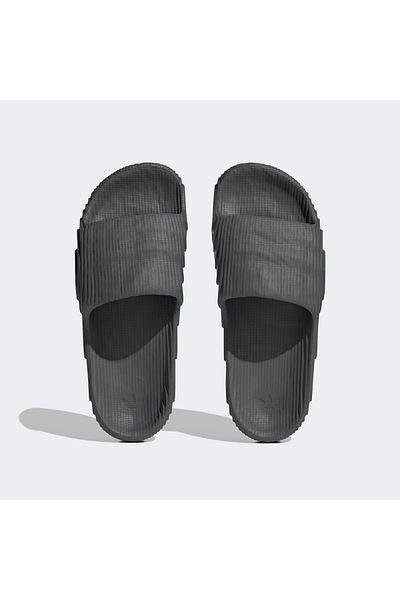 adidas Men's Black Adilette 22 Slippers - Hp6522