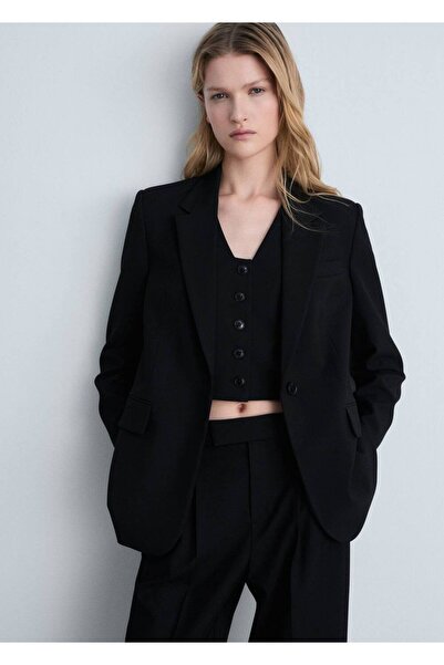 MANGO Woman Kapaklı cepli düz kesim blazer ceket