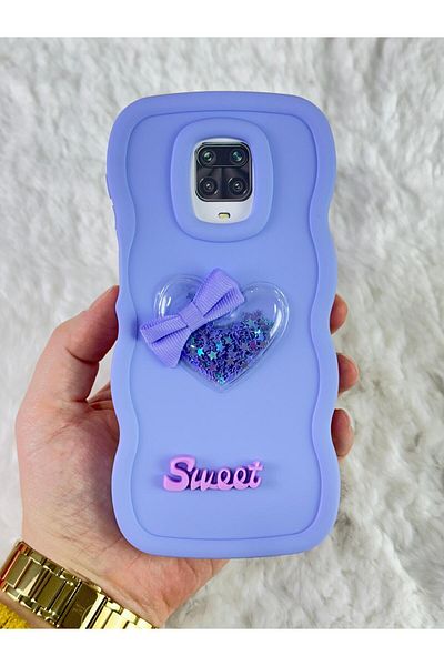 Vip Case حافظة سويتي مموجة فضية اللون مع تفاصيل شريط قلب ملون متوافقة مع هاتف Xiaomi Redmi Note 9 Pro و9S
