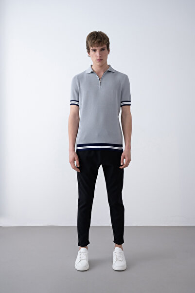 İLKCET MODA Πλεκτό μπλουζάκι με φερμουάρ με πολύχρωμη ρίγα