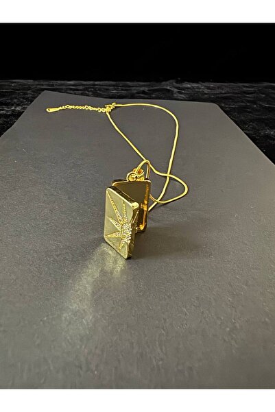 Aytun قلادة صور ذهبية اللون