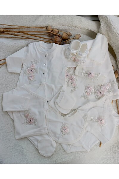 Bilge Trend 11 Pieces Flower Embroidered Luxury Newborn Hospital Release White