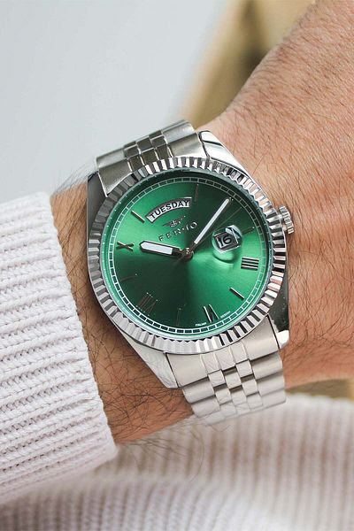 FERRO F11130A6 Men's Watch with Steel Band