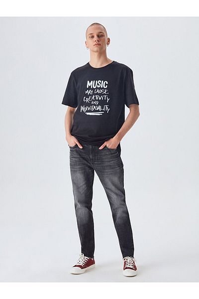Ltb Black T-shirt with Slogan Written