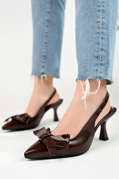moun shoes Дамски вечерни тъмнокафяви лачени обувки с висок ток с панделка