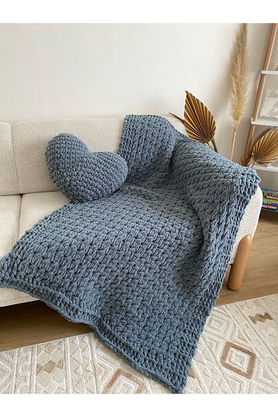 SMYY Hand Knitted Puffy Heart Pillow and Blanket 100X160