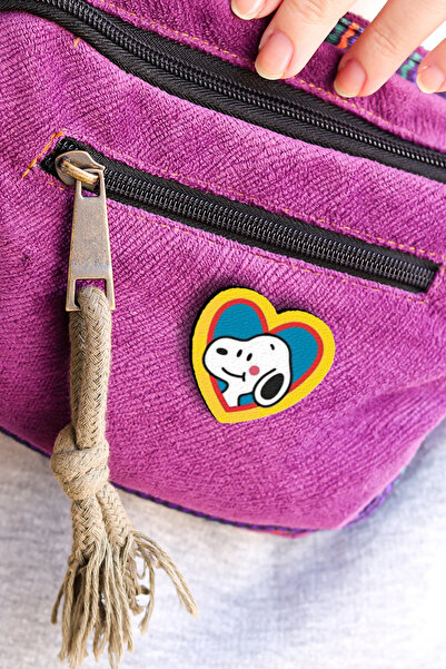 Rozzy Lab Kalpli Snoopy - Rozet - Broş - Yaka Çanta Aksesuar