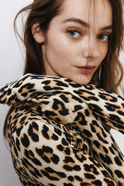 H&M Uzun Kollu Jarse Üst