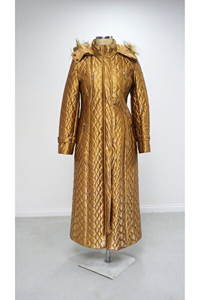 Zümrüt Kapitone Manto