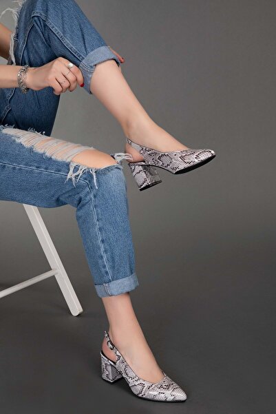 Gondol Kadın Hakiki Deri Yılan Desenli Topuklu Ayakkabı Şhn.709