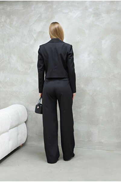 Butik Μαύρο κοντό Crop Blazer και Σετ παντελονιού