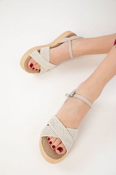 SOHO Hellbraune Damensandalen 14952