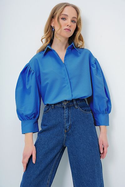 Trend Alaçatı Stili Damen-Popeline-Hemd in Pilotenblau mit Ballonärmeln ALC-X9654