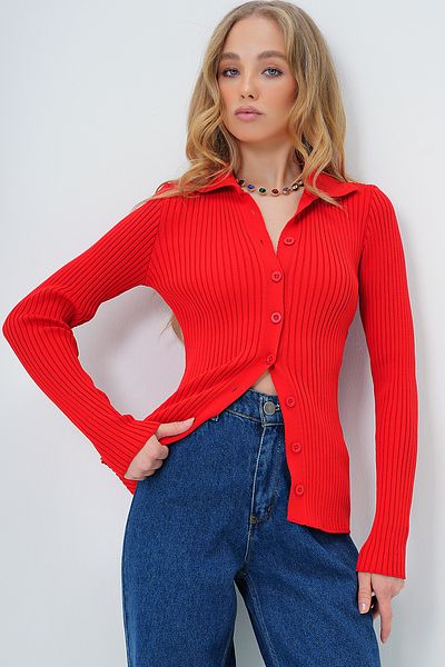 Trend Alaçatı Stili Women's Red Polo Neck Buttoned Sweater Alc-X11368